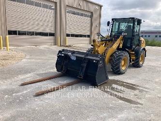 CAT 908M