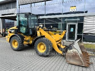 CAT 908M