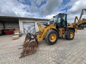 CAT 918M
