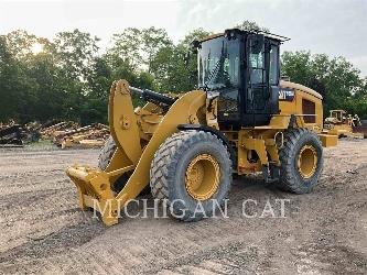 CAT 926M