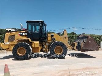CAT 930M