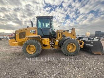 CAT 938M QC