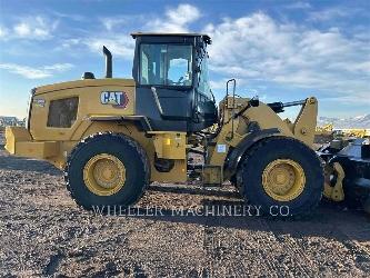 CAT 938M QC