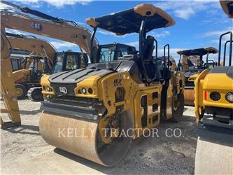 CAT CB 7