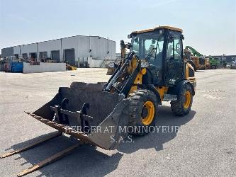 JCB 407