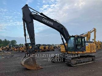 John Deere 210G