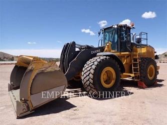 John Deere 844P