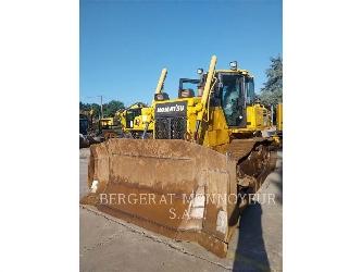 Komatsu D65