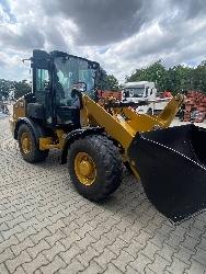 CAT 906