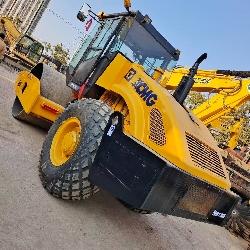 XCMG XS 142 J