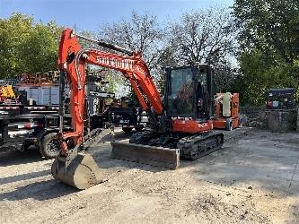 Kubota U55-5