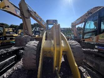 CAT 966F