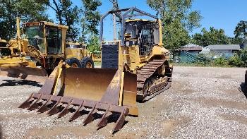 CAT D 5 M XL