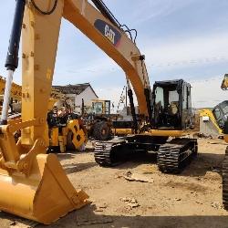 CAT 320D