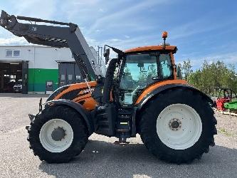 Valtra T174 E