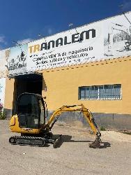 JCB 8020