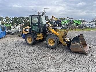 CAT 908M