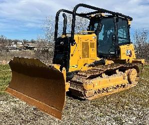 CAT D 4