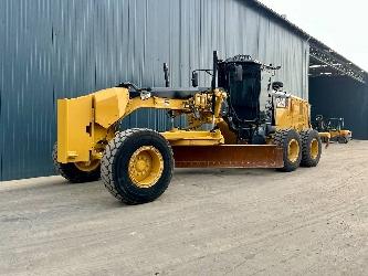 CAT 140M3