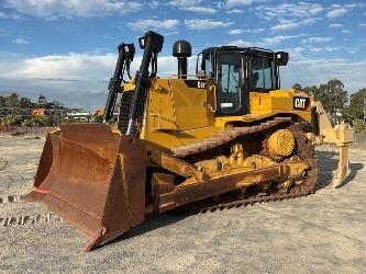 CAT D8T
