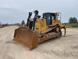 CAT D8T