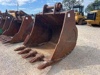 Komatsu 