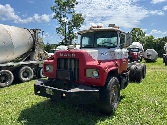 Mack 
