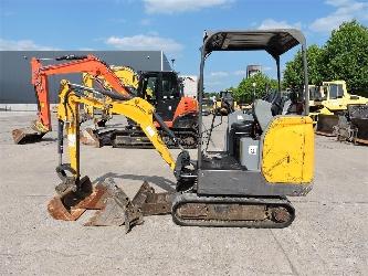 Bobcat E17
