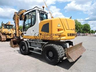 Liebherr A918