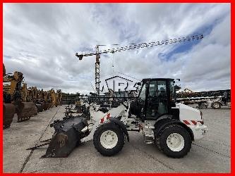 CAT 908 M