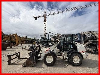 CAT 908 M