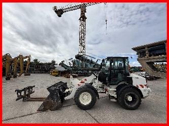 CAT 908M