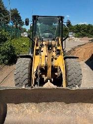 CAT 906M