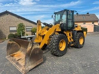 CAT 914M