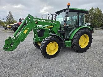 John Deere 5075E
