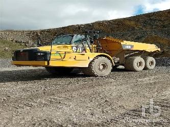 CAT 740B