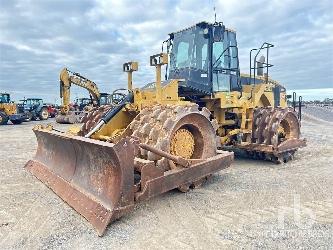 CAT 825G