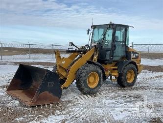 CAT 908M