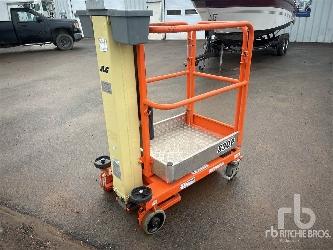 JLG 830