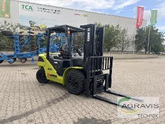 Clark S40SD