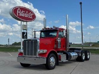 Peterbilt 389