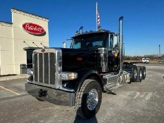 Peterbilt 589