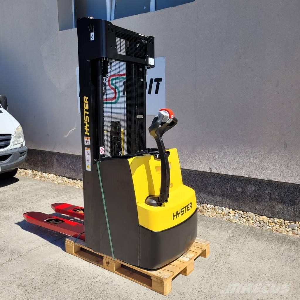 Hyster S 1.6 Pedestrian stacker