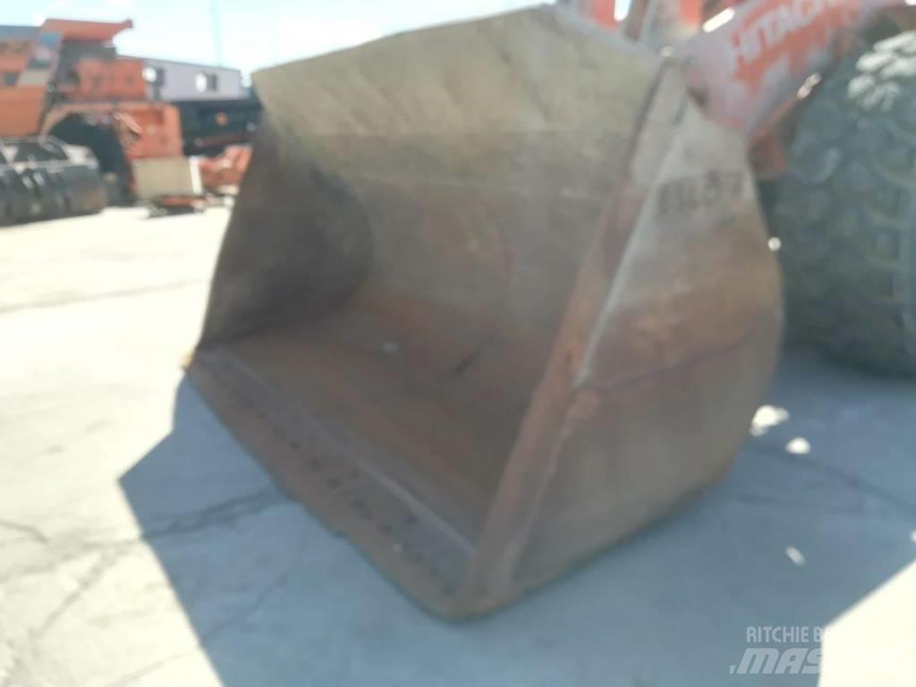 Hitachi ZW 370-6 Wheel Loaders