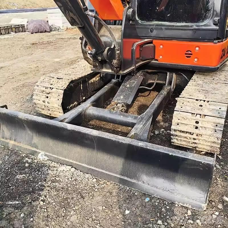 Hitachi ZX 55 Mini Excavators <7t (Mini Diggers)