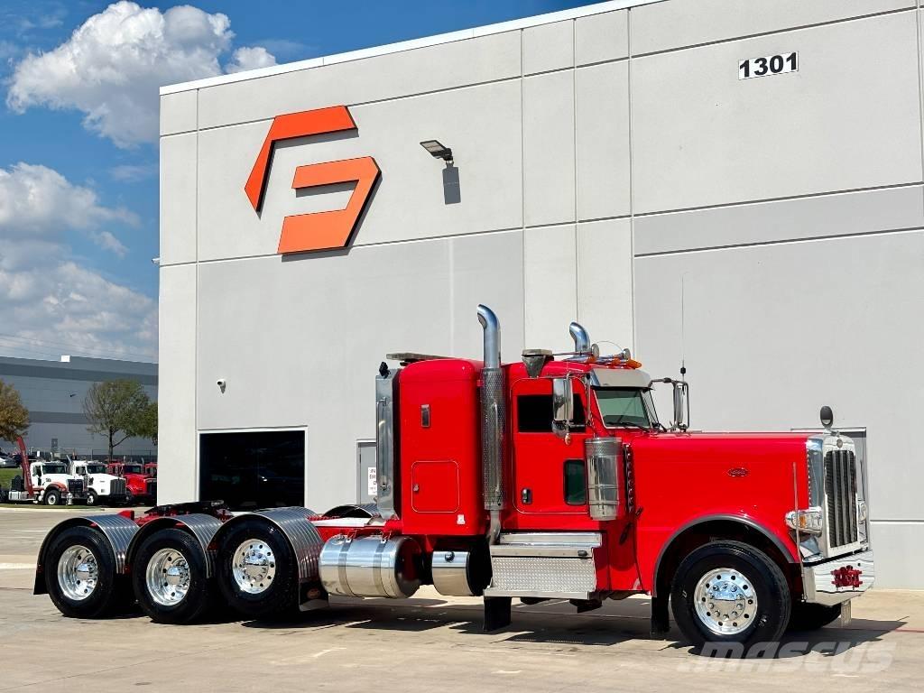 Peterbilt 389 Conventional Trucks / Tractor Trucks