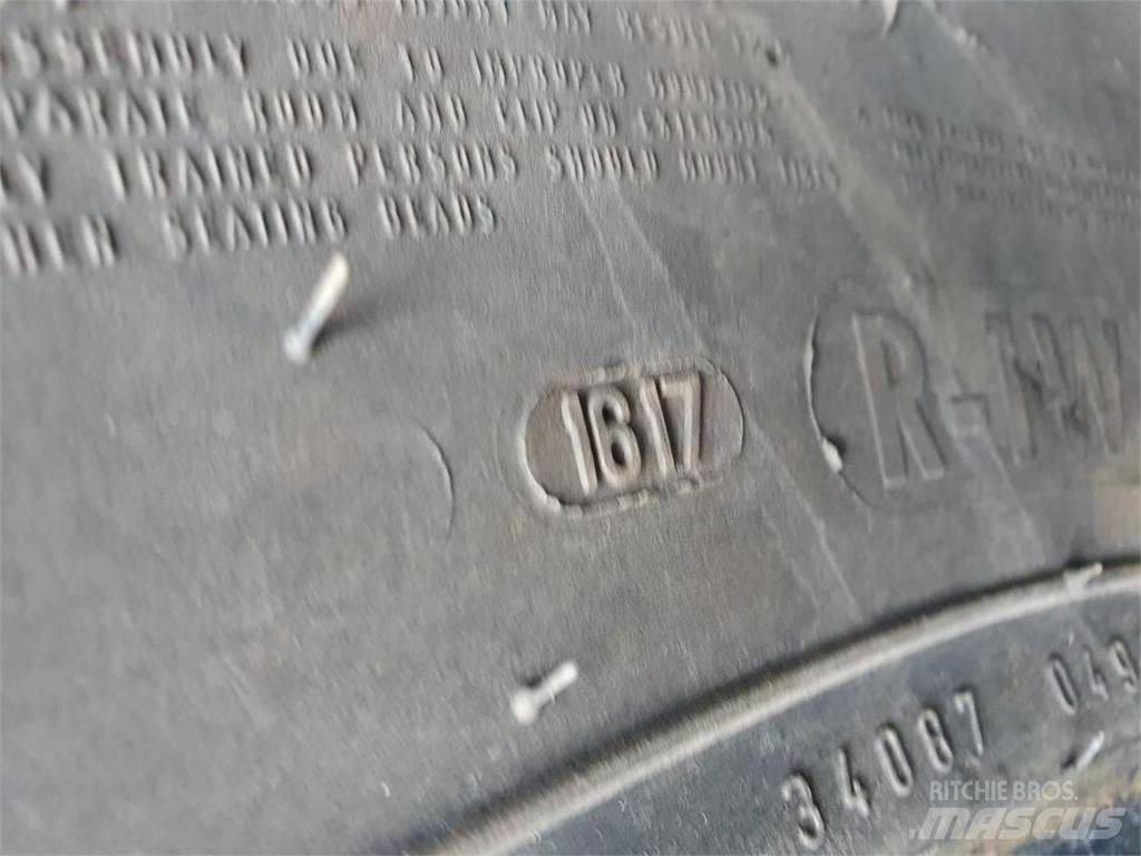 Mitas 600/65R28 x1 Tires, wheels and rims