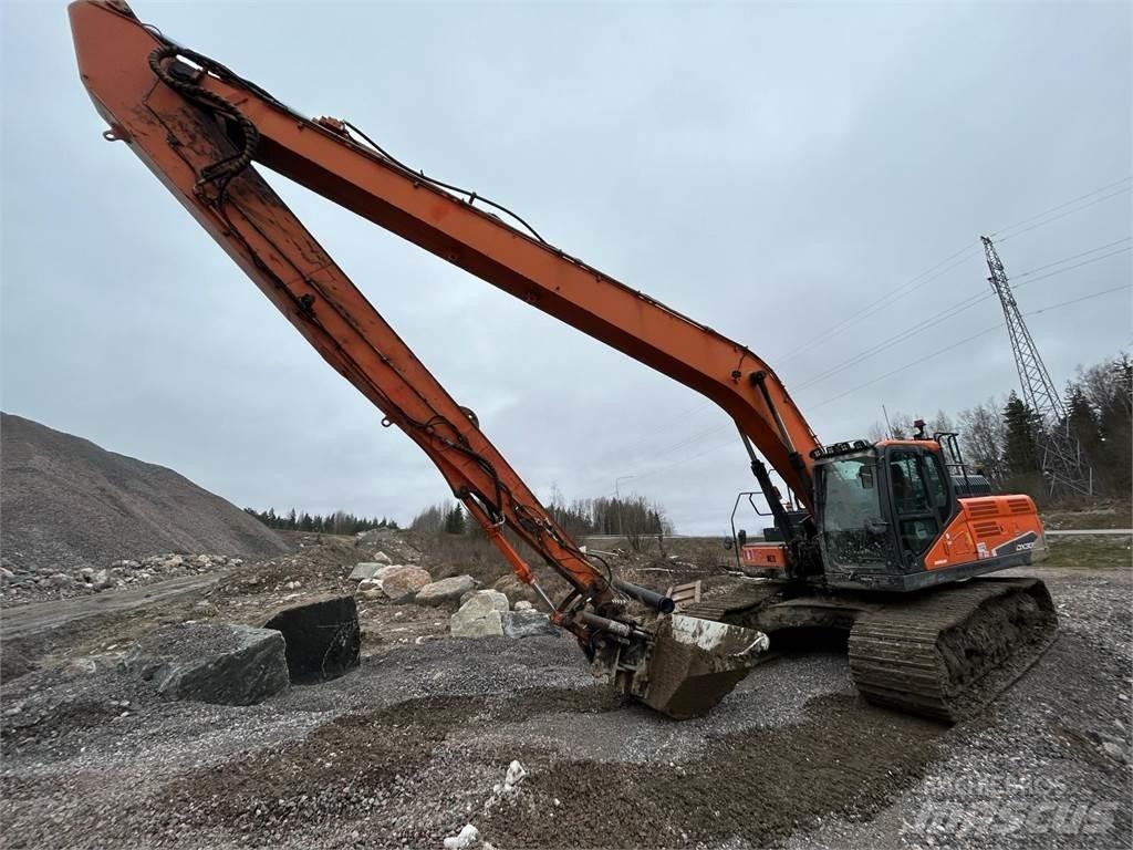 Doosan DX 300LC-5 Long / High Reach excavators