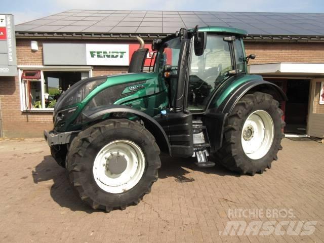 Valtra T174 ACTIVE Tractors