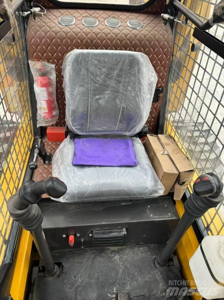 CAT 246B Mini Loader